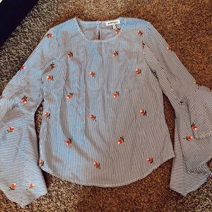 Bell sleeve top